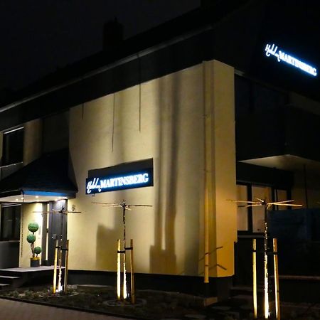Hotel Am Martinsberg Andernach Exterior photo