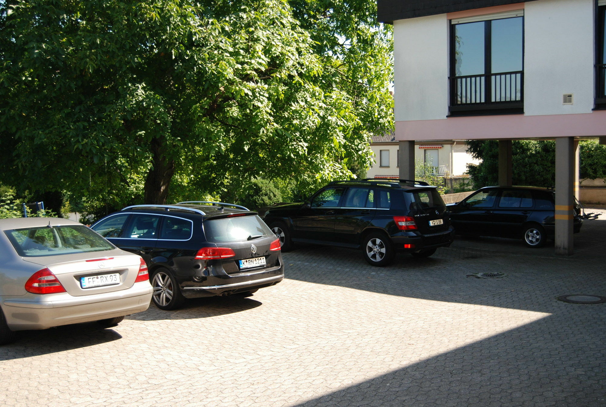Hotel Am Martinsberg Andernach Exterior photo