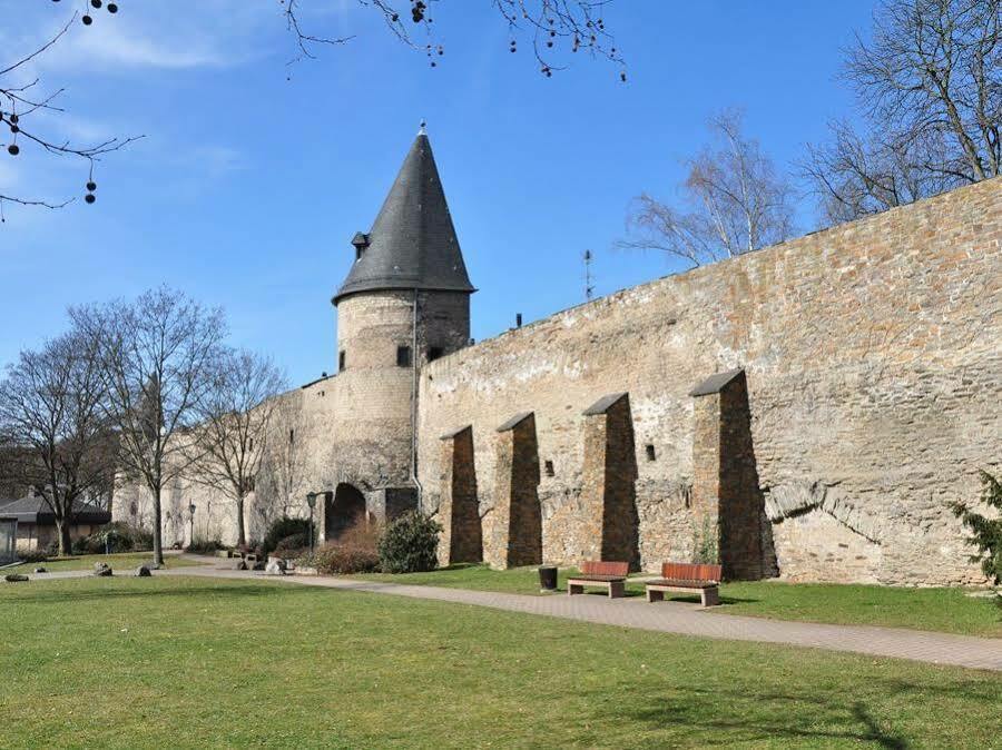 Hotel Am Martinsberg Andernach Exterior photo